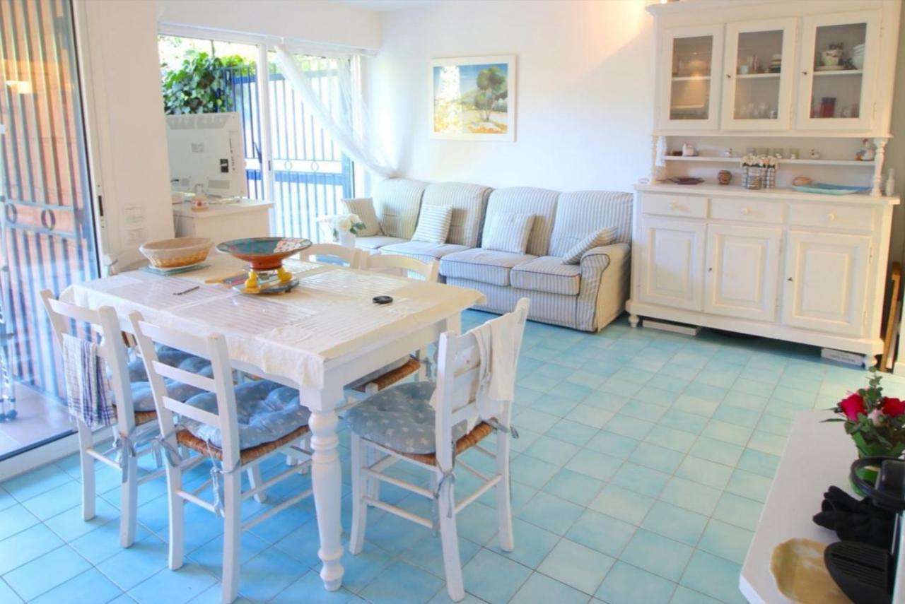 Plage La Salis 3 Chambres, Jardin - 3 Bedrooms Antibes Exterior foto