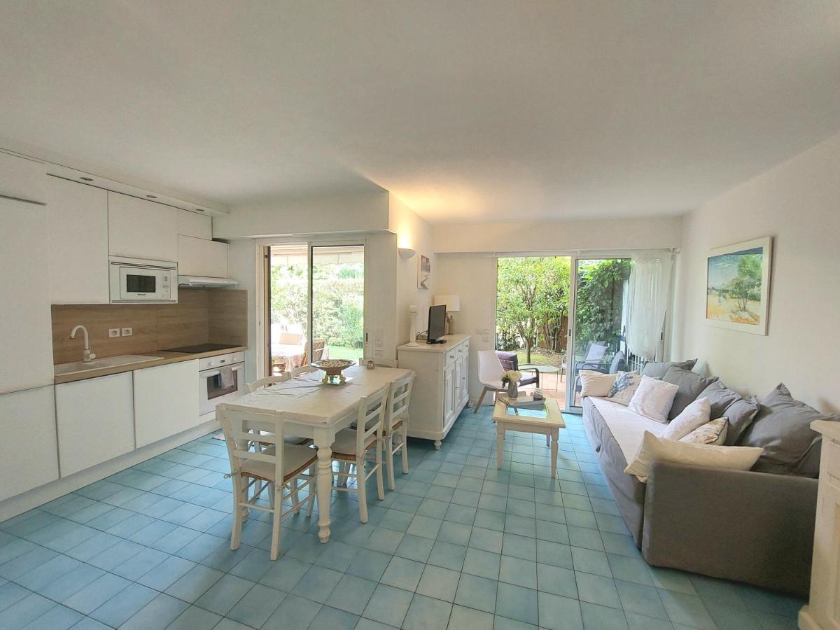 Plage La Salis 3 Chambres, Jardin - 3 Bedrooms Antibes Exterior foto
